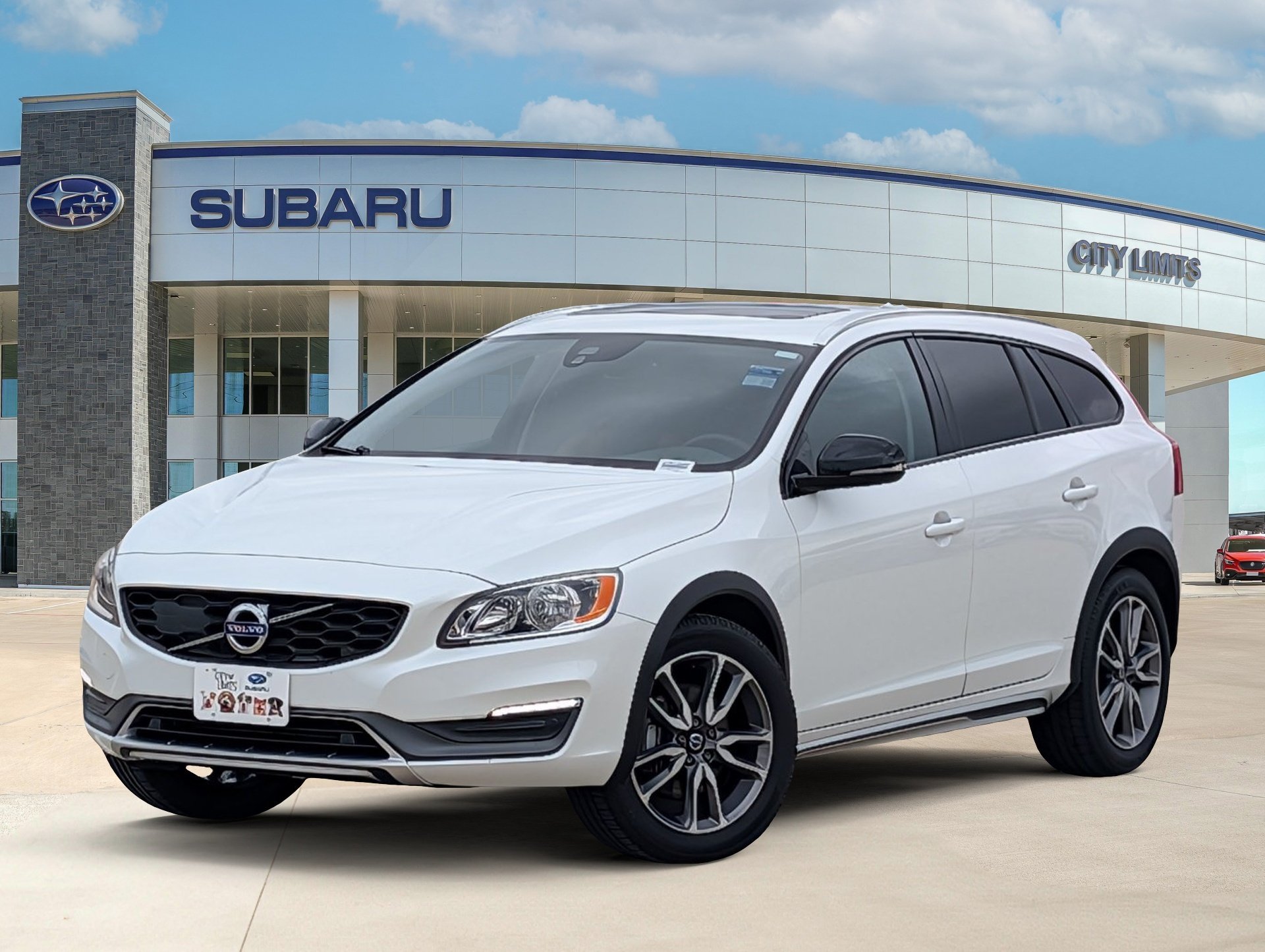 2016 Volvo V60 T5 Cross Country AWD's photo