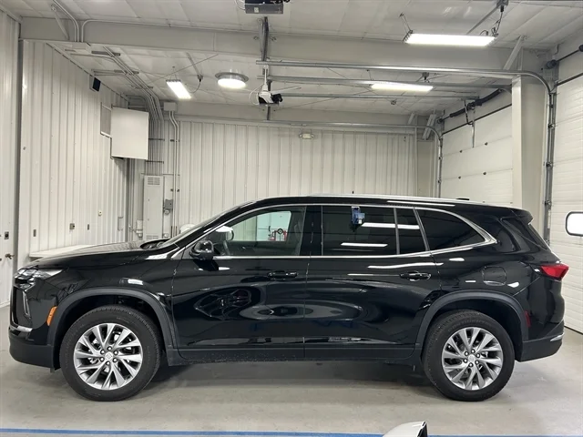 Used 2025 BLACK BUICK Preferred image 10