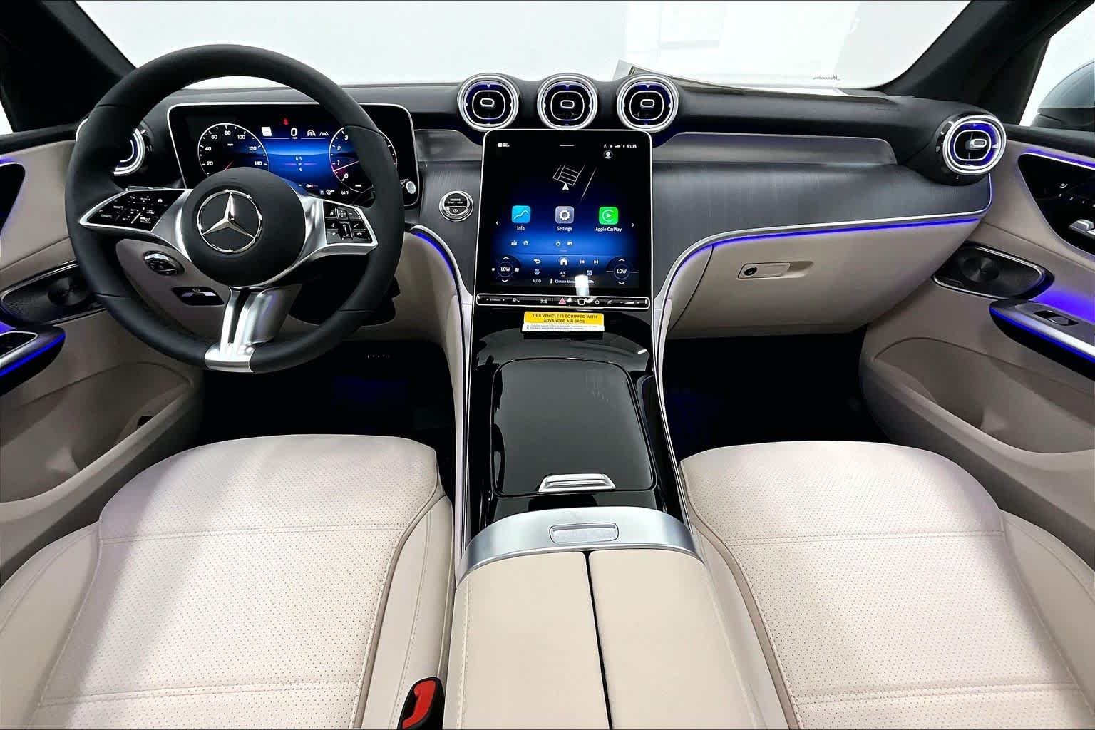 New 2026 Cirrus Silver Metallic Mercedes-Benz GLC 300 image 5