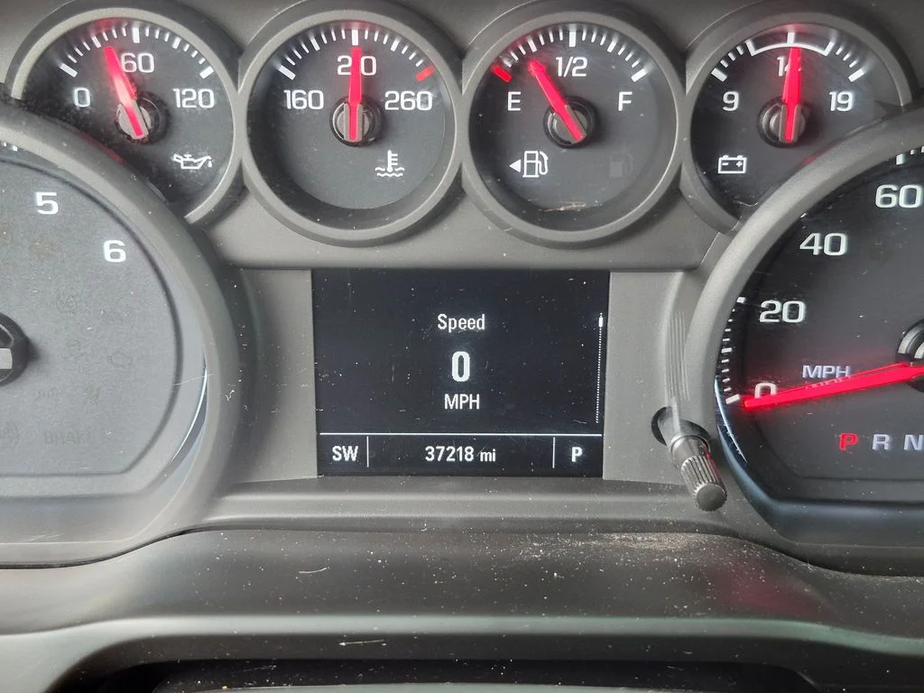 Used 2020 Blue Chevrolet Custom image 27