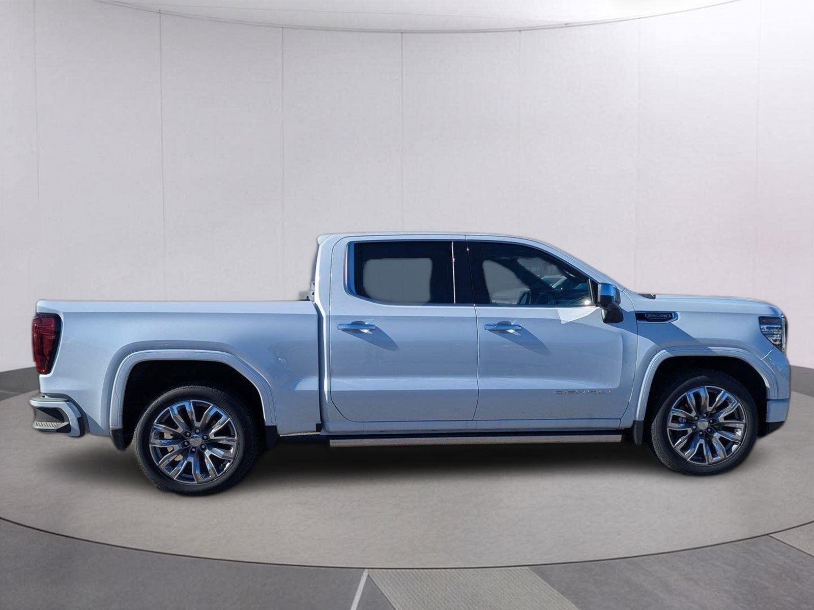 New 2026 Glacier White Tricoat GMC Denali image 2