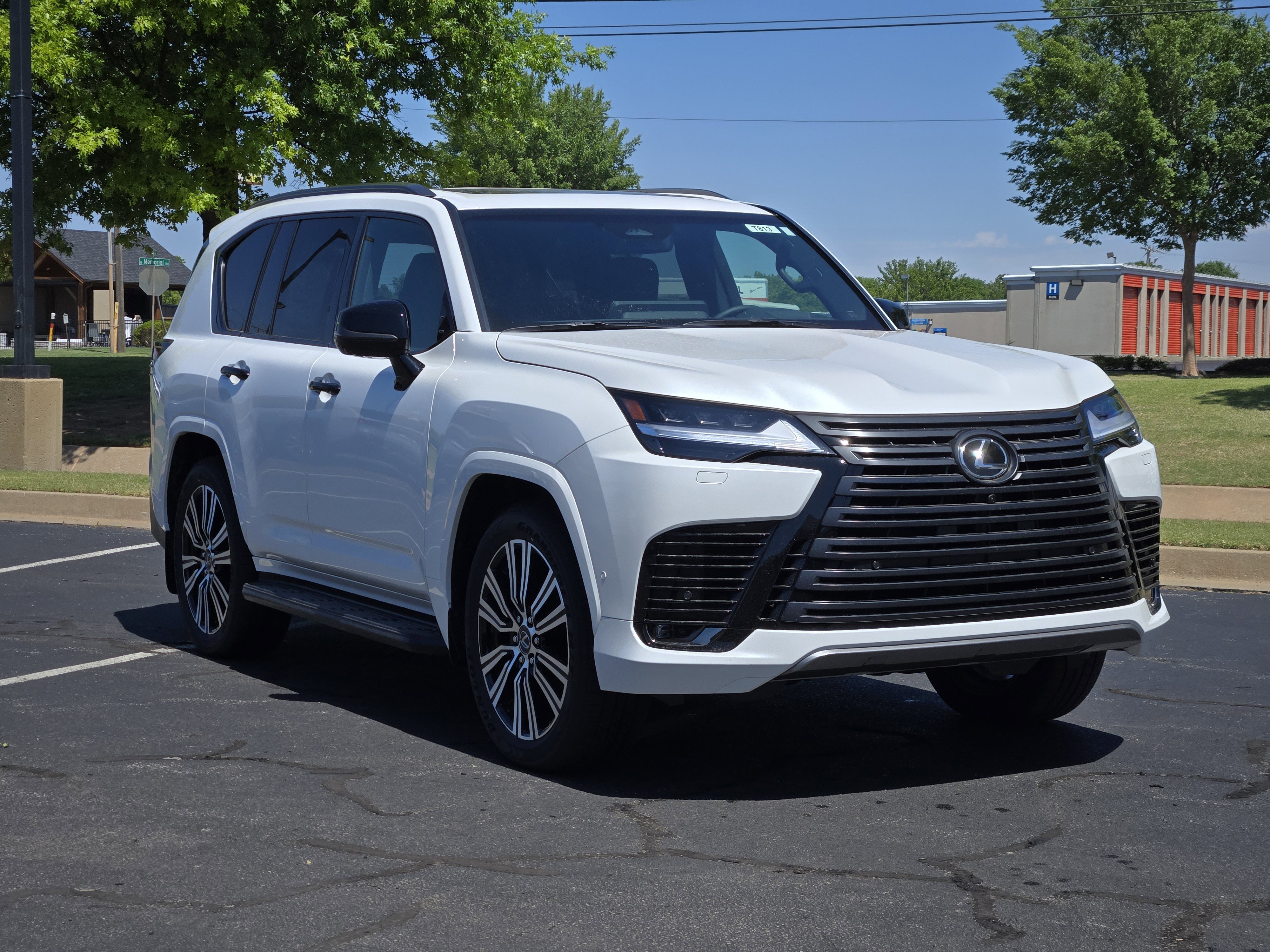New 2026 Eminent White Pearl Lexus LUXURY image 2