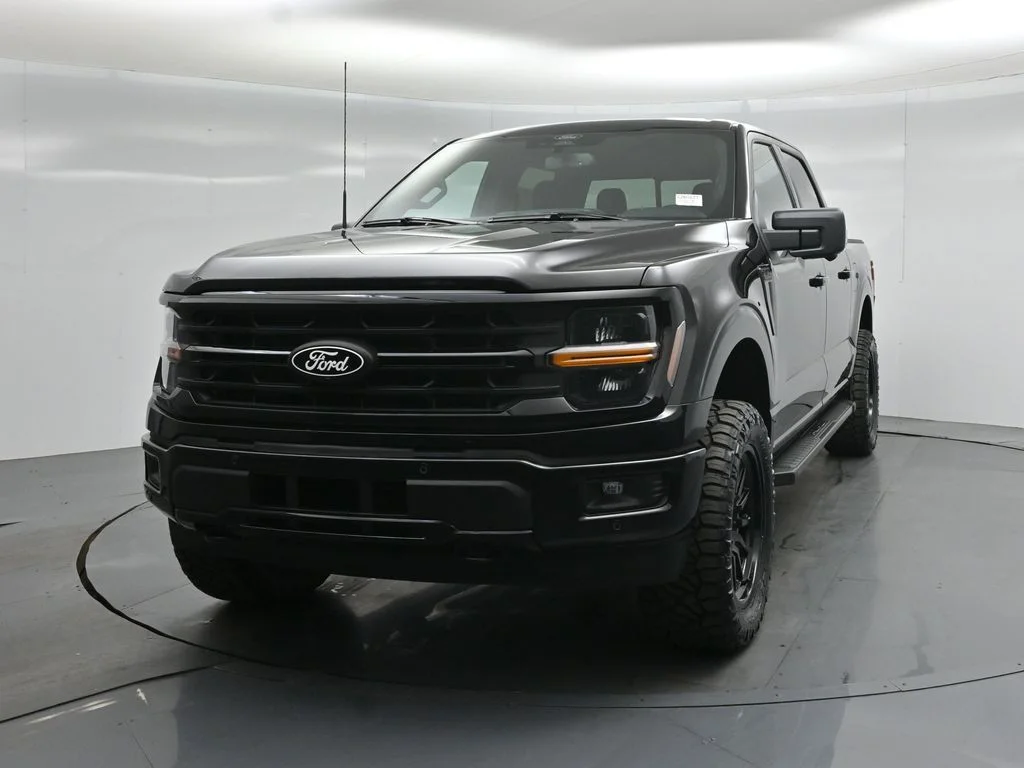New 2026 Agate Black Metallic Ford XLT image 48