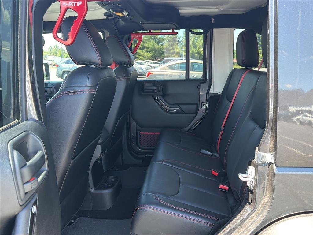 Used 2017 Granite Crystal Metallic Clearcoat Jeep Rubicon Recon image 10