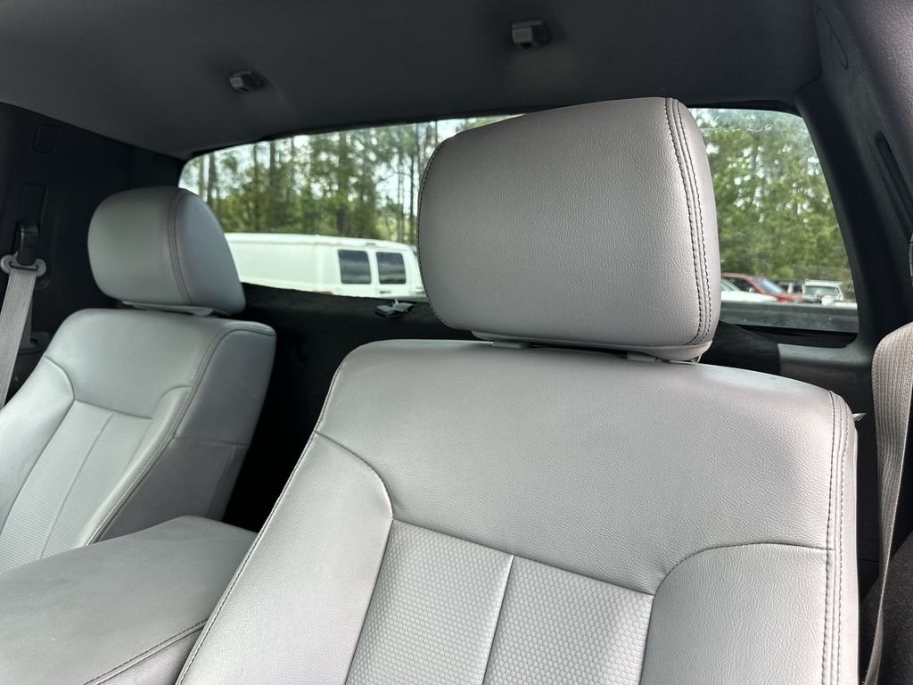 Used 2014 White Ford XL image 24