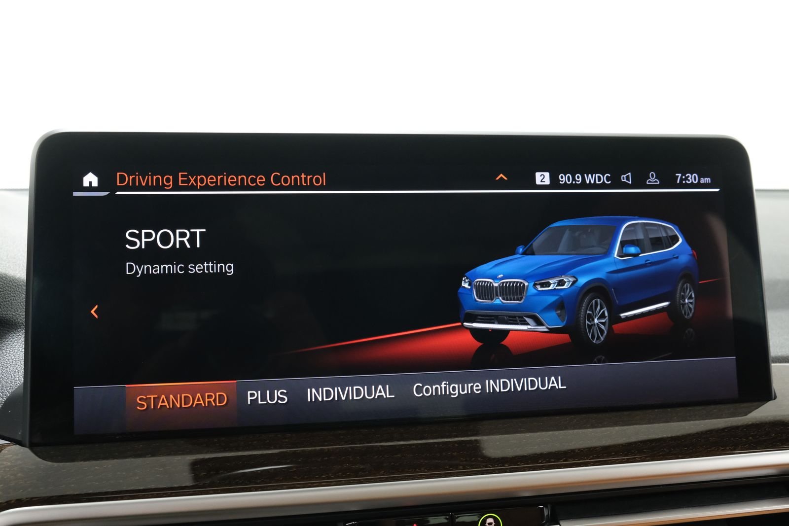 Used 2022 Phytonic Blue Metallic BMW xDrive30i image 15