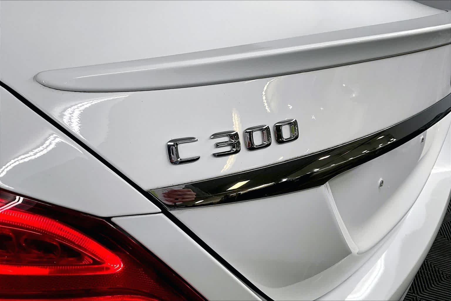 Used 2016 Polar White Mercedes-Benz C 300 image 10