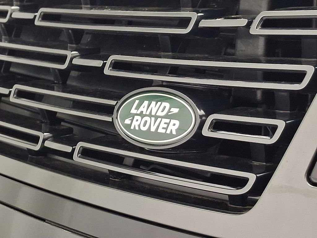 New 2026 Carpathian Grey Land Rover SE image 22