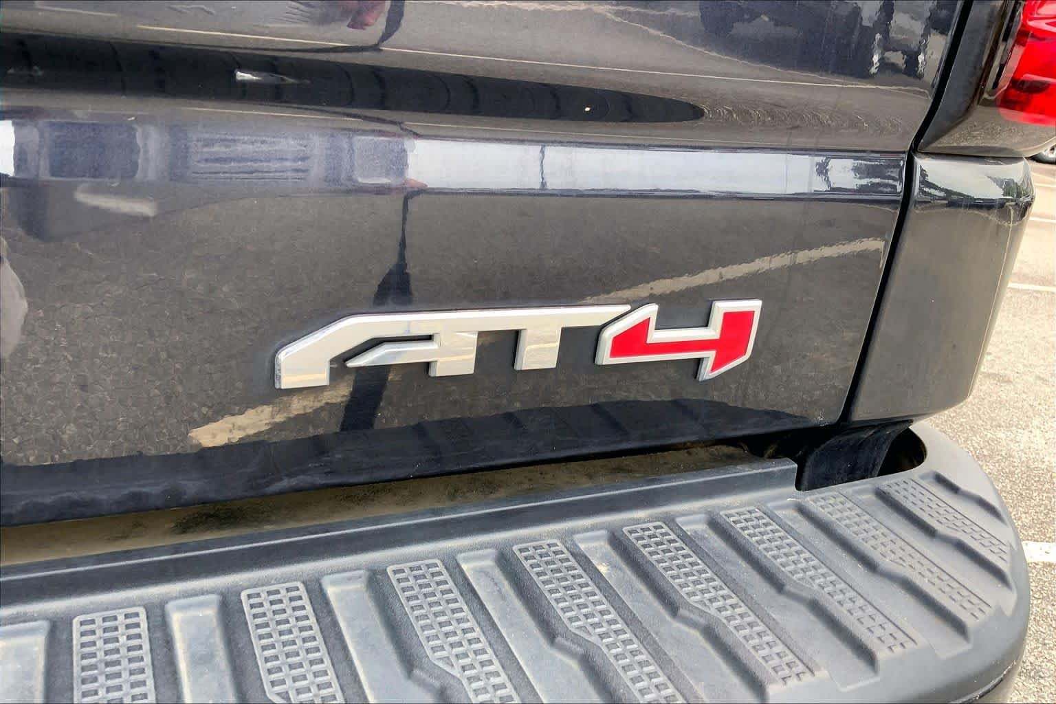 Used 2024 Titanium Rush Metallic GMC AT4 image 10