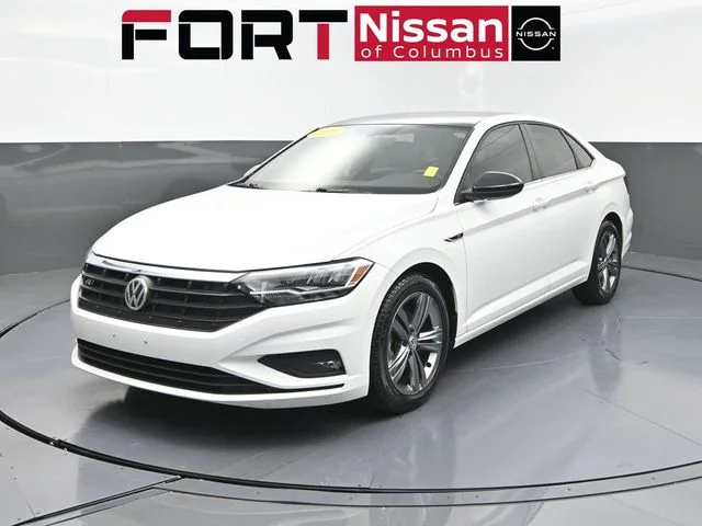 Used 2021 White Volkswagen R-Line image 1