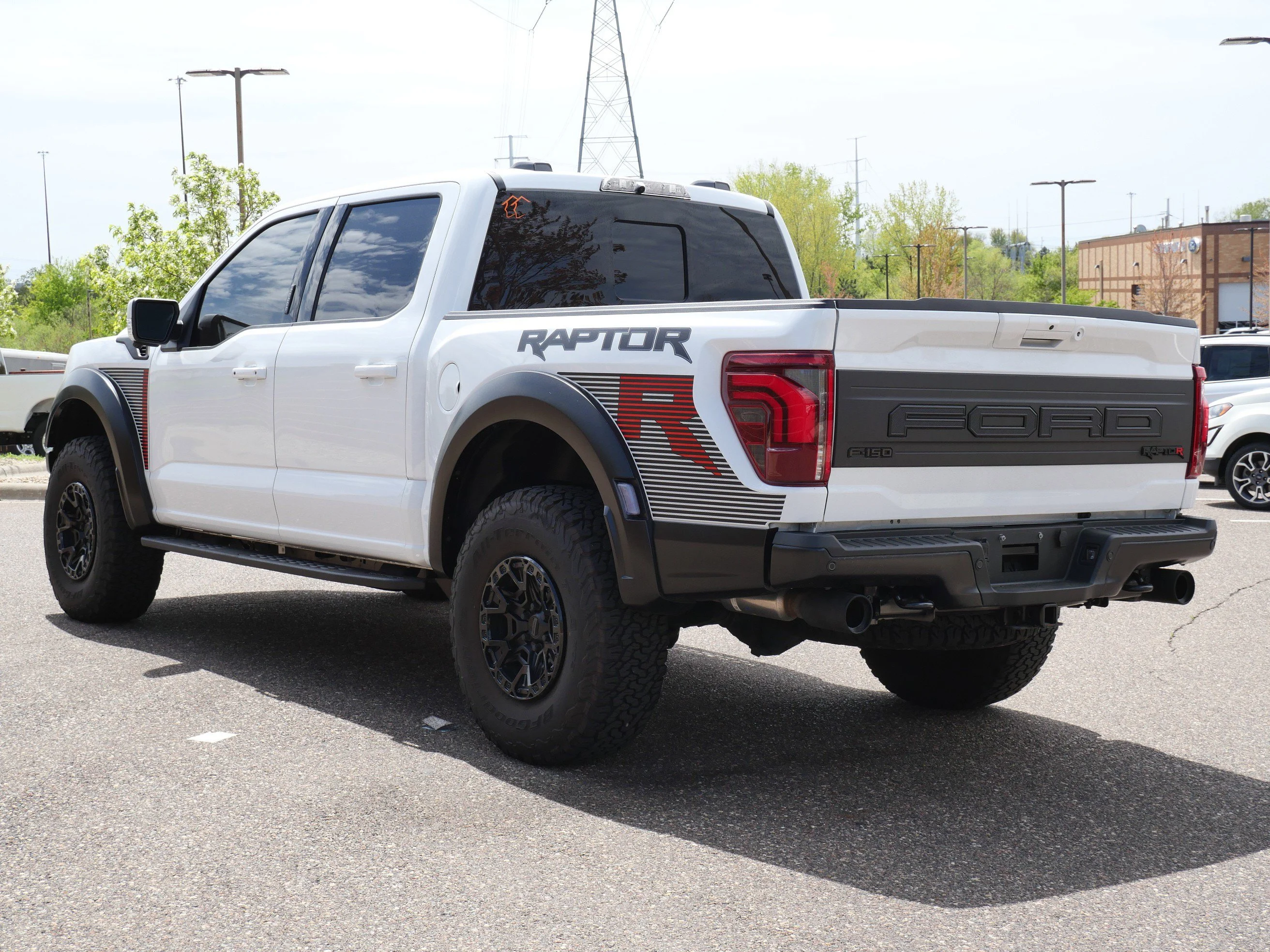 Certified Used 2024 Oxford White Clearcoat Ford Raptor image 4