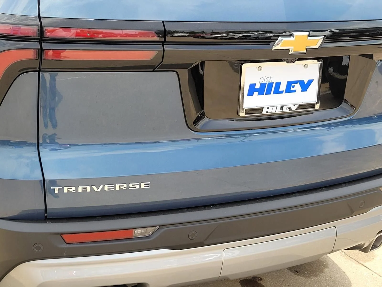 New 2026 Lakeshore Blue Metallic Chevrolet LT image 4