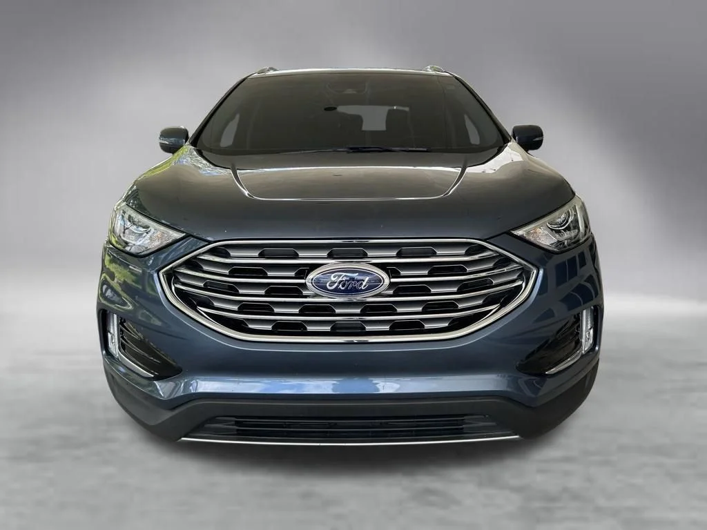 Used 2019 Blue Ford Titanium image 12