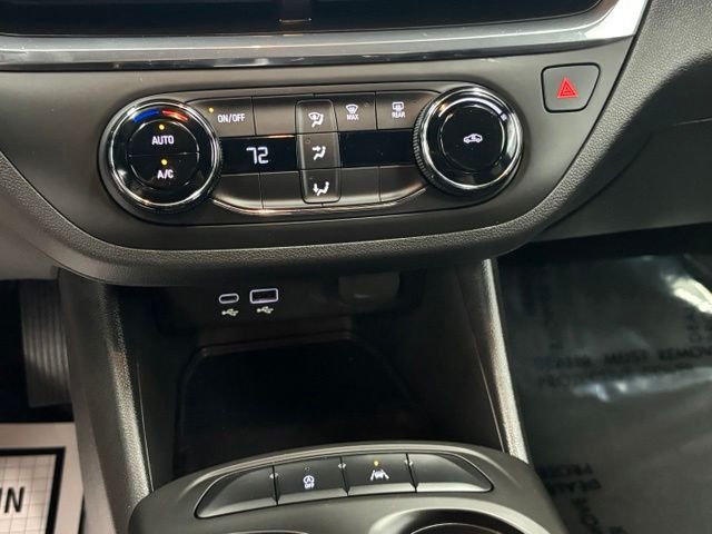 Used 2024 Blue Buick Preferred image 25