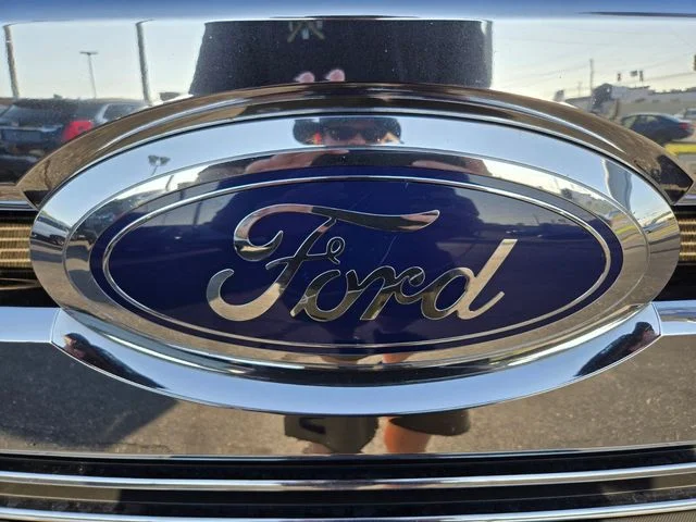 Used 2017 Shadow Black Ford Lariat image 23