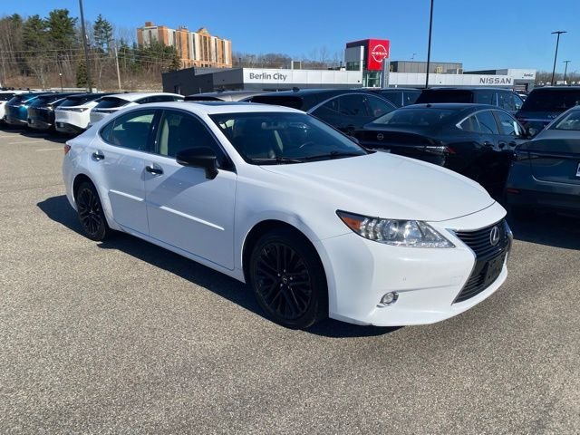 Used 2015 White Lexus 350 Crafted Line image 28