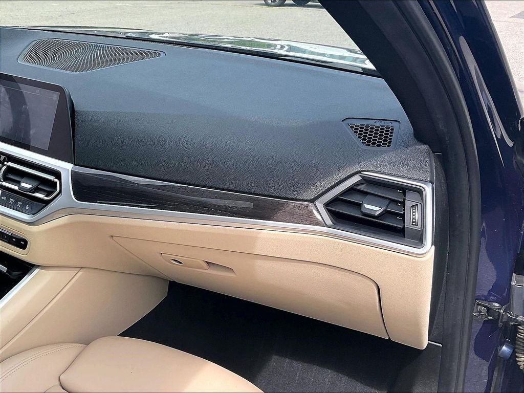 Used 2019 Blue BMW 330i xDrive image 13