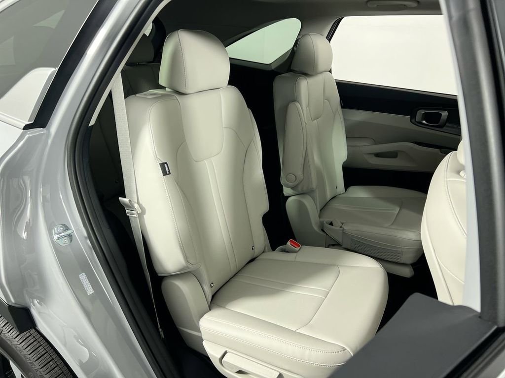 2026 Kia Sorento EX - Photo 30