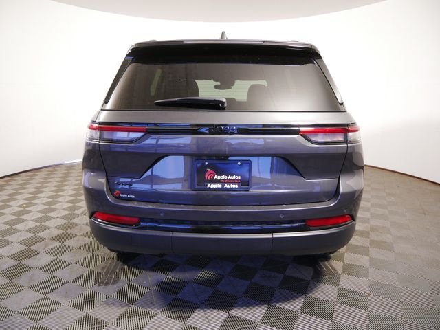 Certified Used 2024 Gray Jeep Altitude image 6