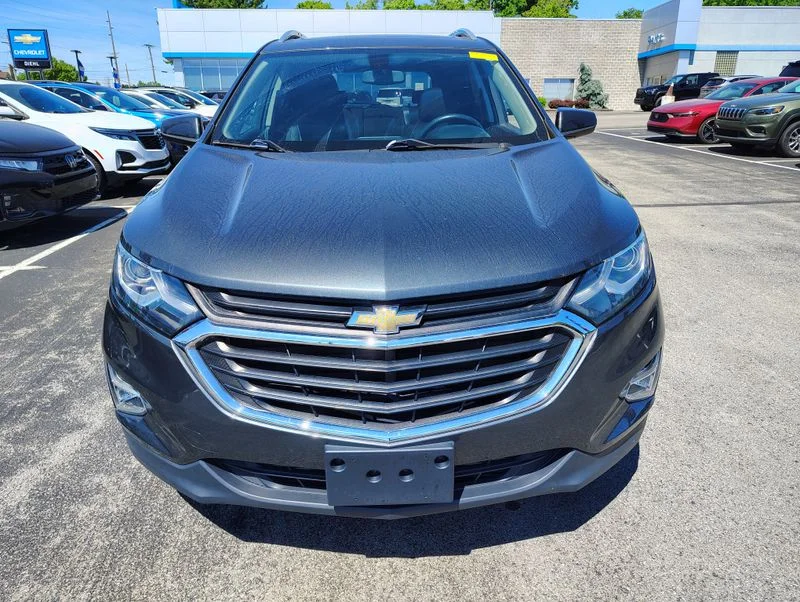 Used 2018 Gray Chevrolet LT image 2