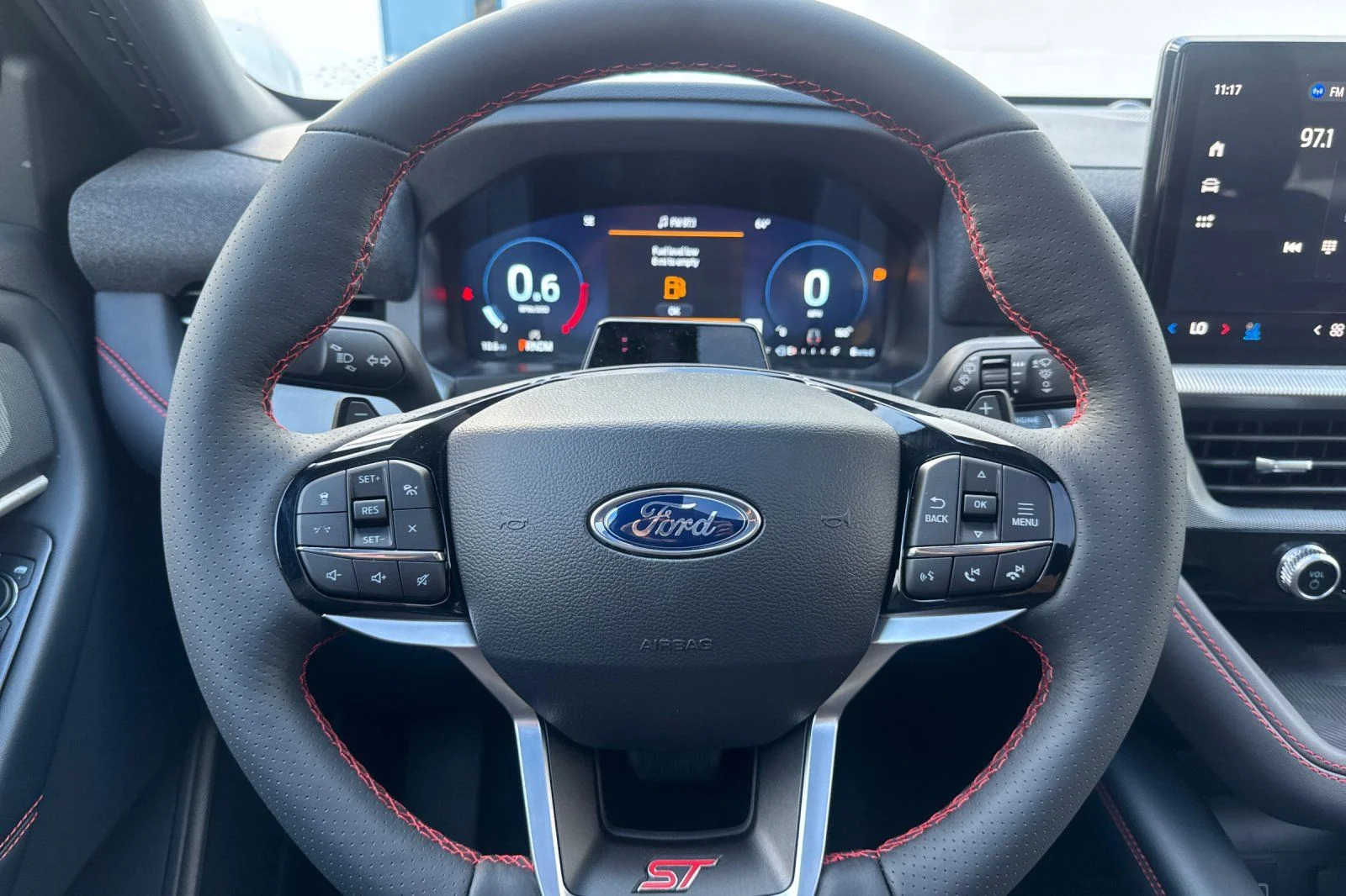 2026 Ford Explorer ST - Photo 26
