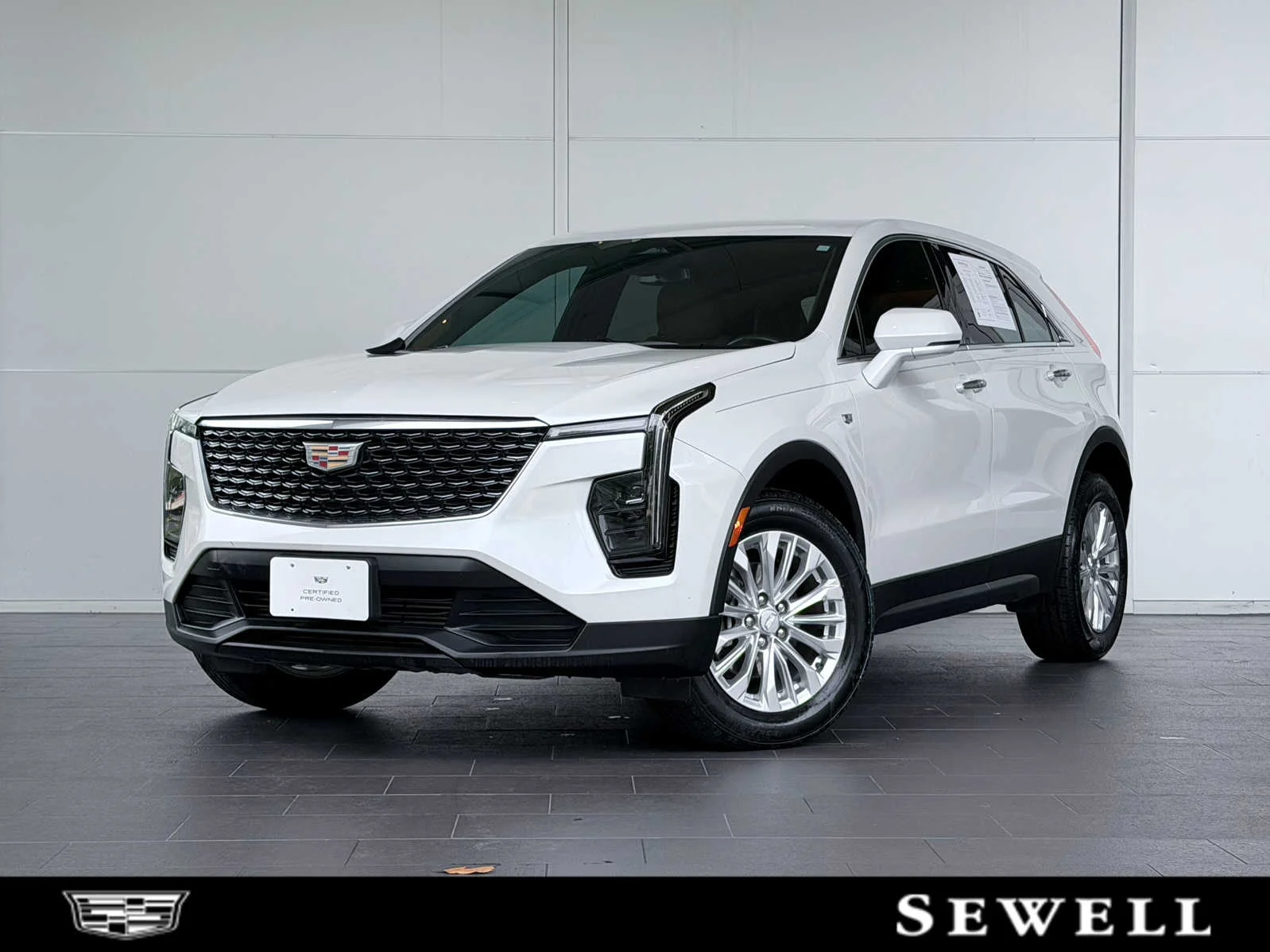 2024 Cadillac XT4 Luxury's photo