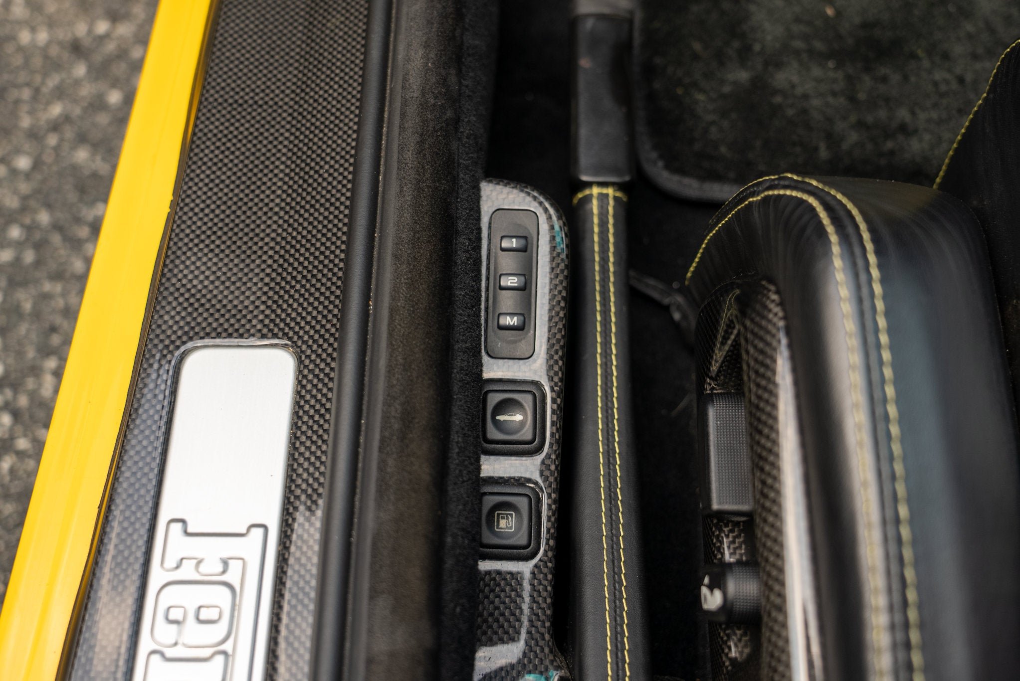 Used 2003 Giallo Modena Ferrari  image 38