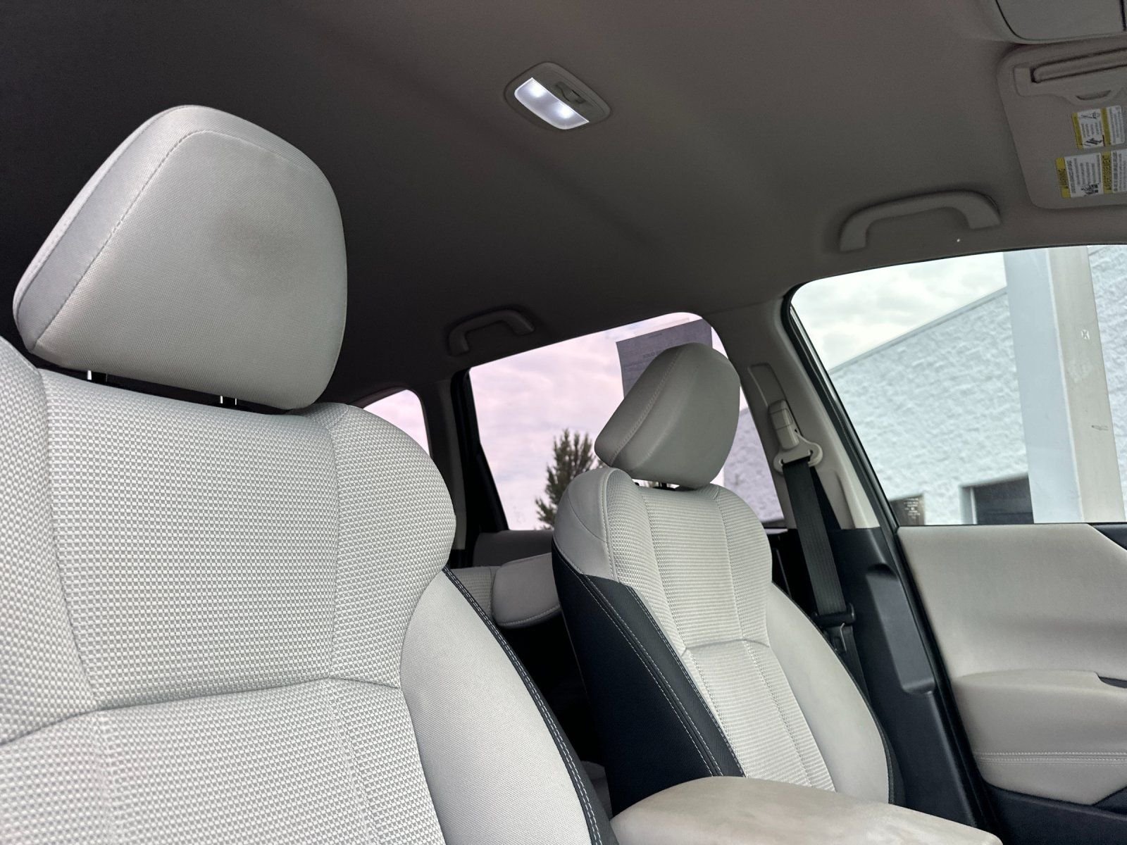 Used 2022 Green Subaru Base image 17