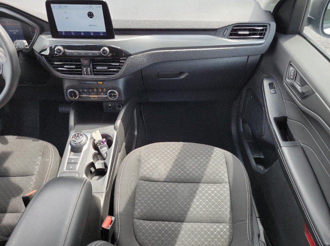 Used 2025 Oxford White Ford Active image 18