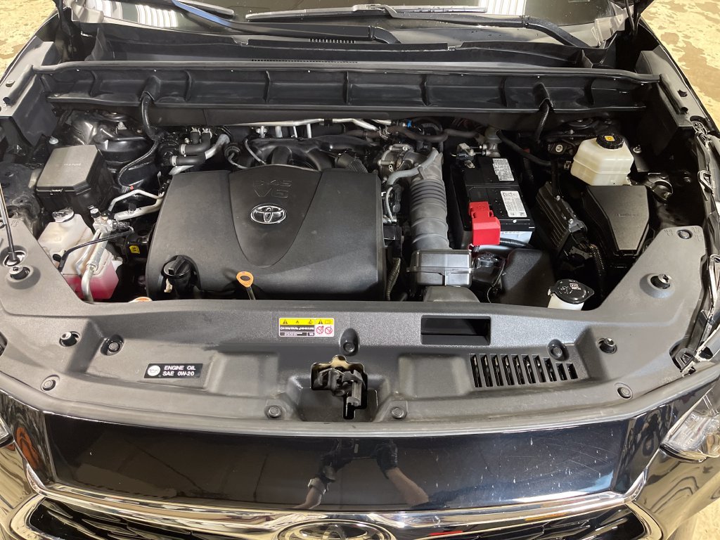 Used 2020 Black Toyota Limited image 9