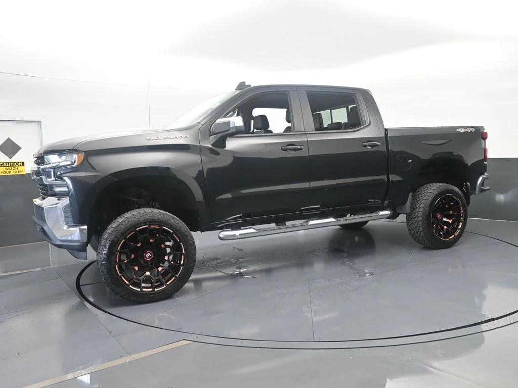 Used 2019 Black Chevrolet LT image 1