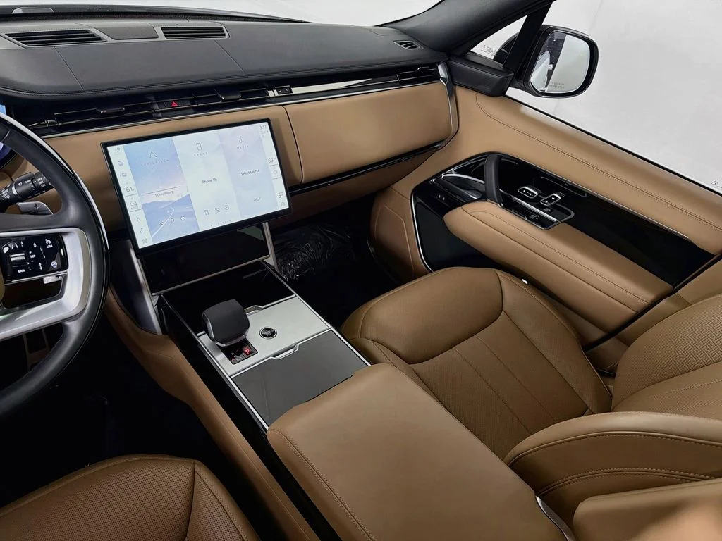 Certified Used 2025 White Land Rover SE image 24