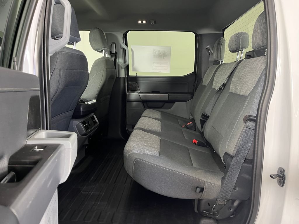 Used 2021 Oxford White Ford XLT image 12