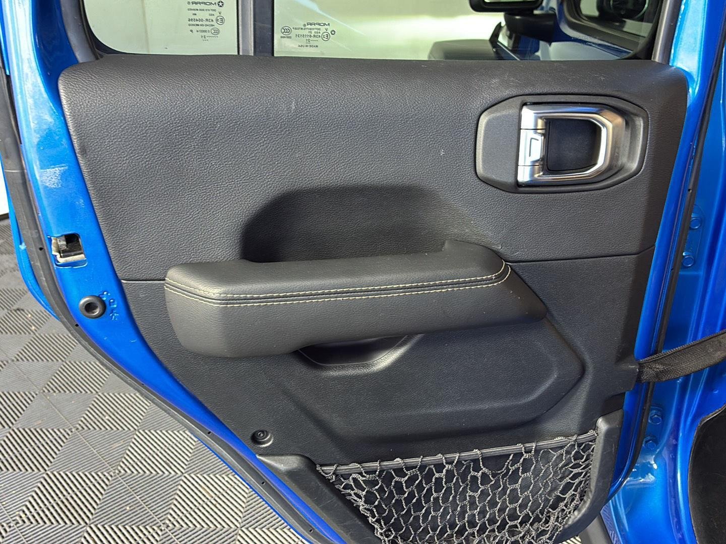 Used 2021 Hydro Blue Pearlcoat Jeep Unlimited Rubicon image 25