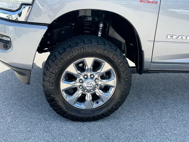 Used 2023 Silver Ram Laramie image 4
