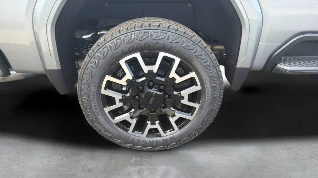 2026 GMC Sierra 2500HD Denali Ultimate - Photo 18