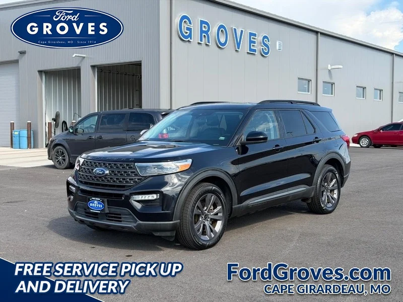 Certified Used 2022 Agate Black Metallic Ford XLT image 1