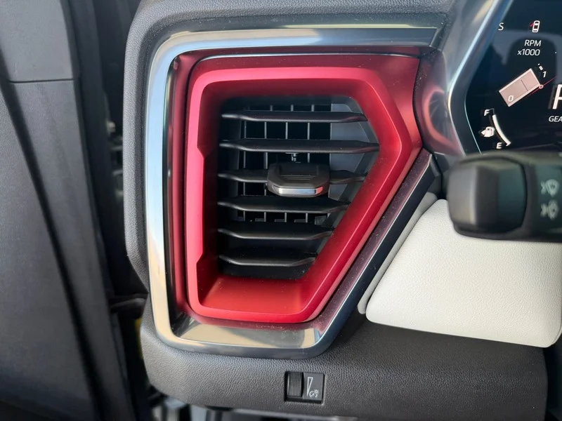 Used 2023 Sterling Metallic GMC AT4X image 13