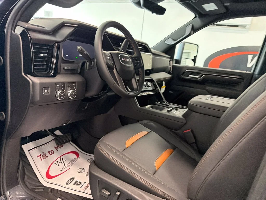 New 2026 Onyx Black GMC AT4 image 11