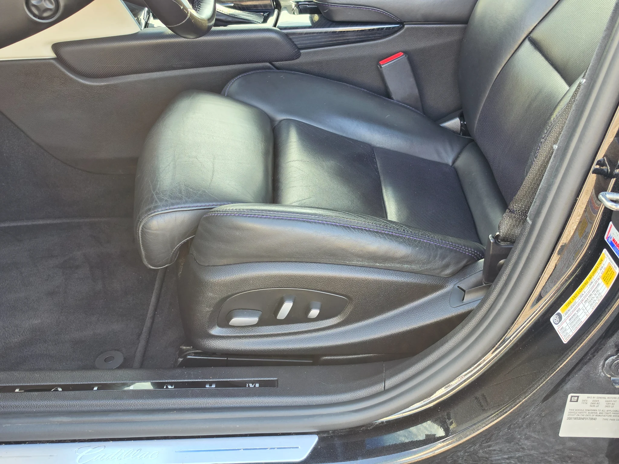 Used 2015 Black Diamond Tricoat Cadillac Platinum image 19