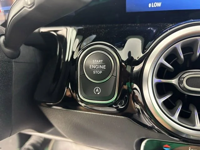 New 2026 Polar White Mercedes-Benz GLA 250 image 69