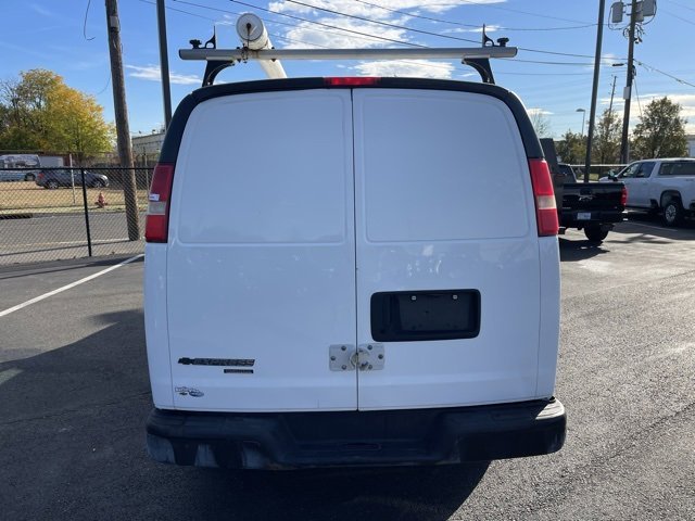 2015 Chevrolet Express 3500 Cargo photo 4