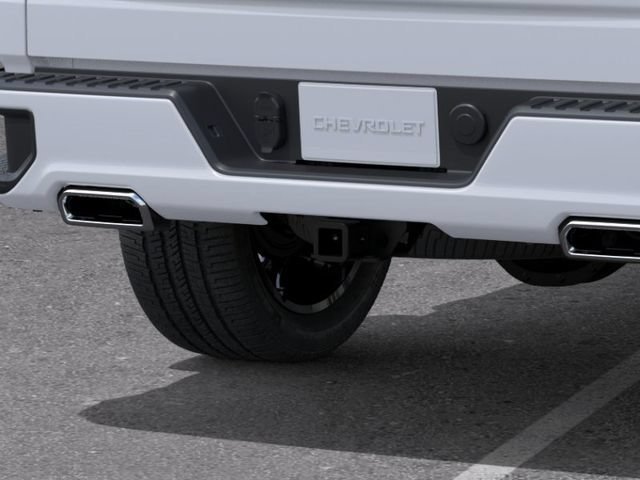 New 2026 Summit White Chevrolet RST image 15