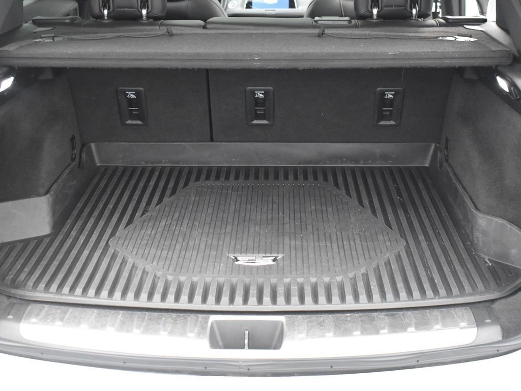2023 CADILLAC XT4 - Image 9