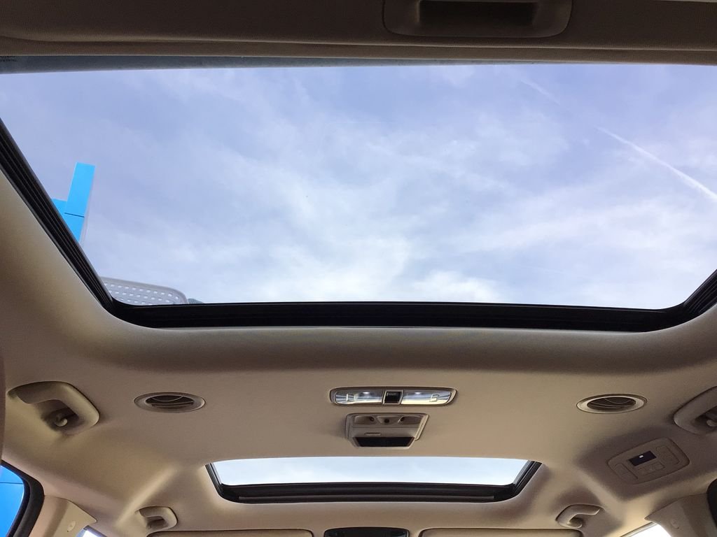 Used 2023 Gray Kia SX Prestige image 37