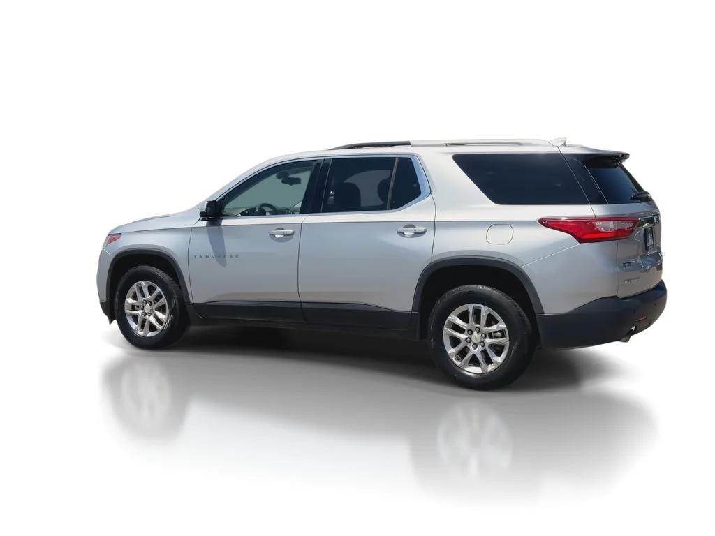Used 2018 Silver Chevrolet LT image 6