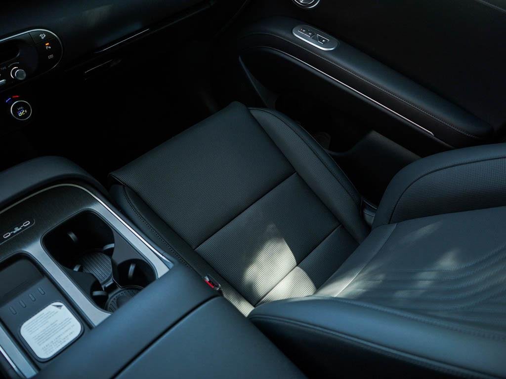 New 2026 Abyss Black Pearl Hyundai SEL 8P AWD image 53