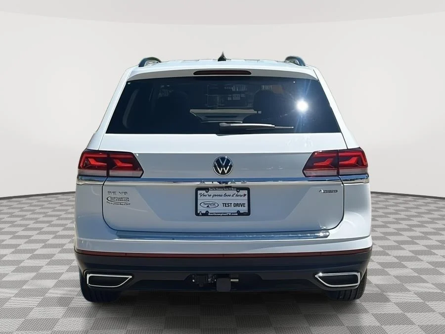 Certified Used 2023 Pure White Volkswagen 3.6L V6 SE w/Technology image 6