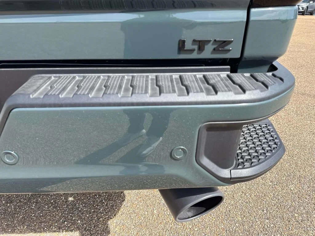 2025 Chevrolet Silverado 2500 HD LTZ - Photo 13
