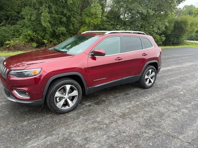 Used 2021 Velvet Red Pearlcoat Jeep Limited image 2